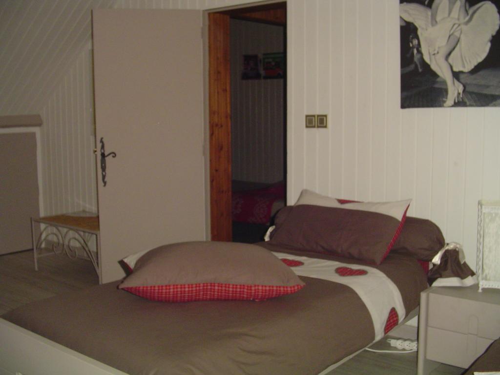 Chambre Crescia Vernouillet  Buitenkant foto