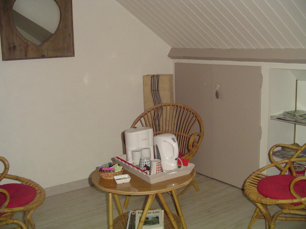 Chambre Crescia Vernouillet  Buitenkant foto